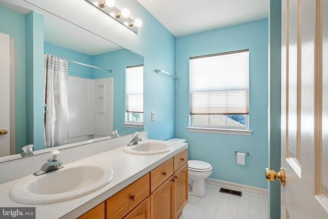 20 NUTMEG CT, Royersford, PA 19468