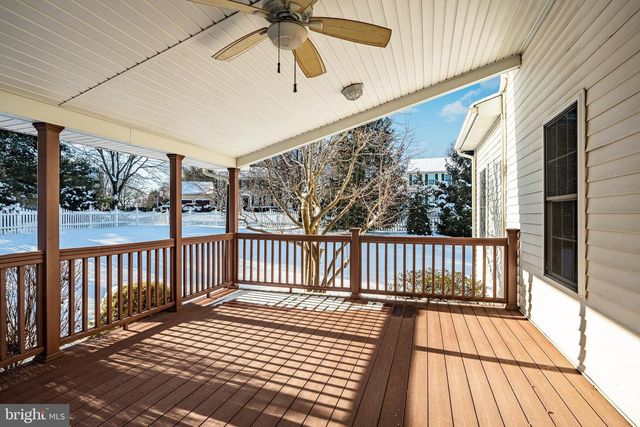 20 NUTMEG CT, Royersford, PA 19468