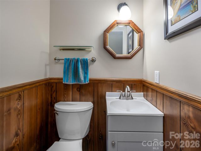 1 Morris Drive, Weaverville, NC 28787