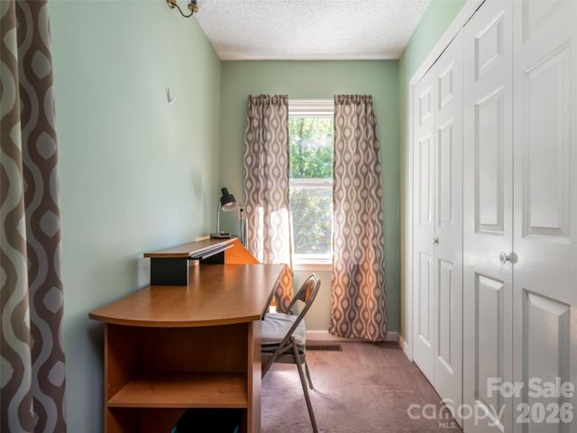 1 Morris Drive, Weaverville, NC 28787