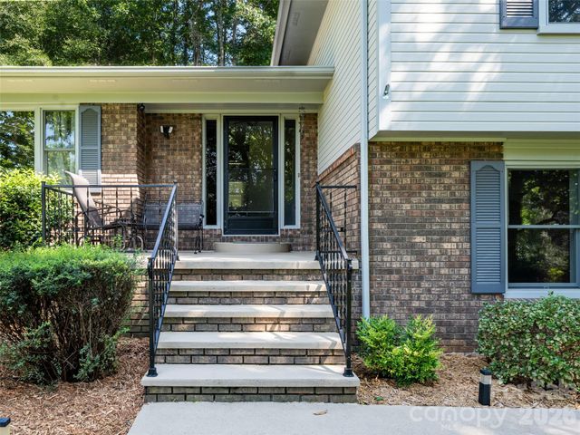 1 Morris Drive, Weaverville, NC 28787