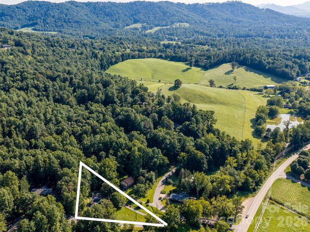 1 Morris Drive, Weaverville, NC 28787