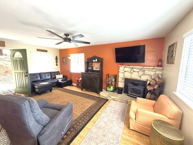 25750 Aspen Ct, Volcano, CA 95689