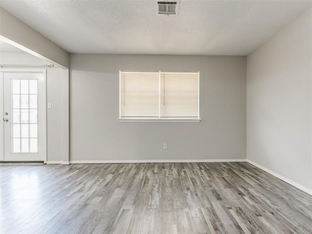 1305 E Boyd Street, Norman, OK 73071