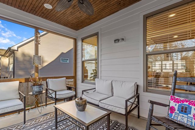 8870 Silver Maple Dr, Ooltewah, TN 37363