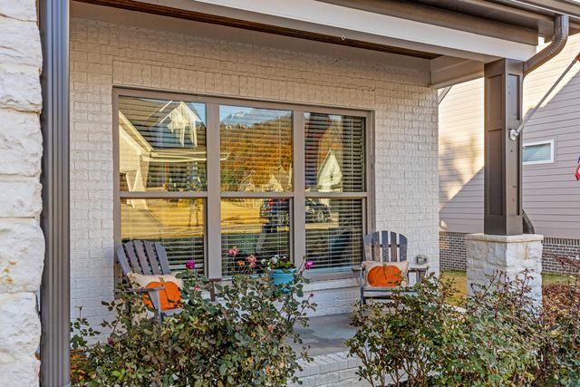 8870 Silver Maple Dr, Ooltewah, TN 37363
