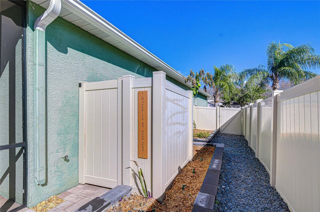 3203 GIANNA WAY, Land O Lakes, FL 34638