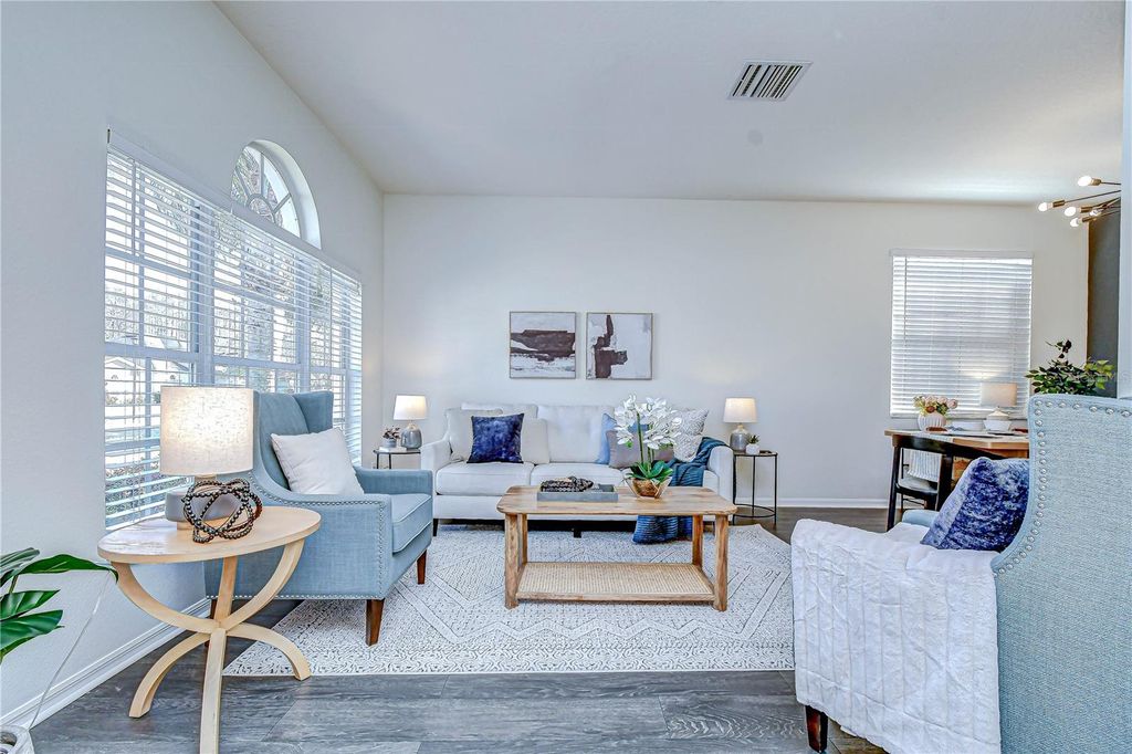 Image 4 of property listing at 3203 GIANNA WAY, Land O Lakes, FL 34638