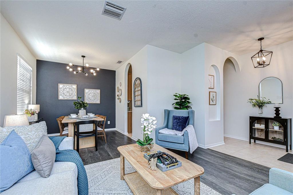 Image 5 of property listing at 3203 GIANNA WAY, Land O Lakes, FL 34638