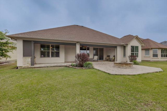 9524 Crestview Drive, Denton, TX 76207