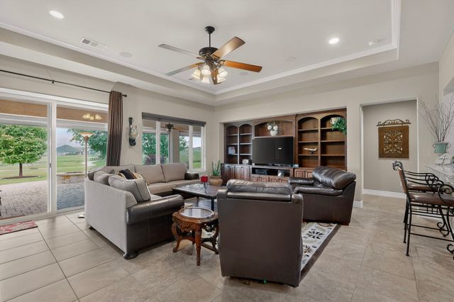 9524 Crestview Drive, Denton, TX 76207