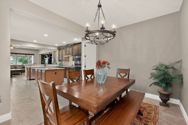 9524 Crestview Drive, Denton, TX 76207
