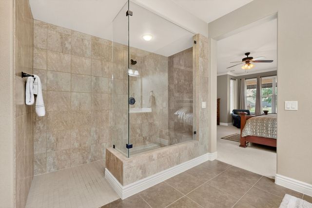 9524 Crestview Drive, Denton, TX 76207