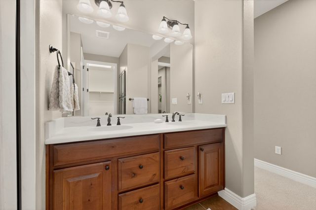 9524 Crestview Drive, Denton, TX 76207