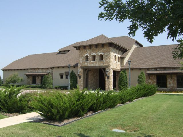 9524 Crestview Drive, Denton, TX 76207