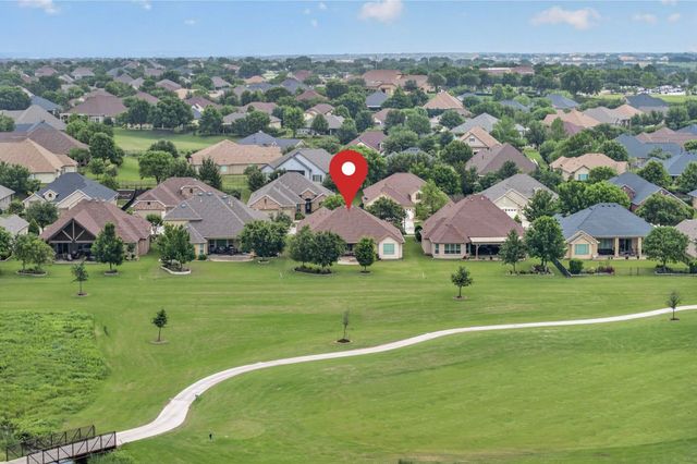 9524 Crestview Drive, Denton, TX 76207