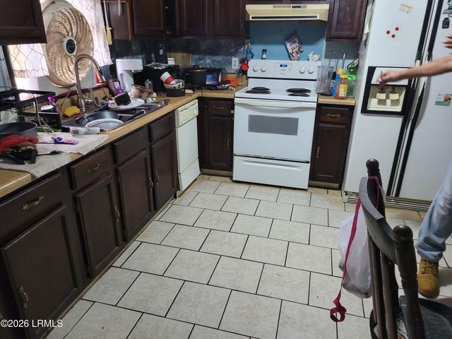 6 Epps Avenue, Hardeeville, SC 29927