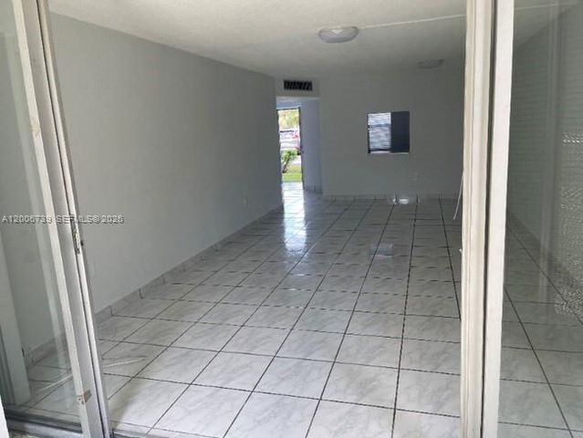 1701 NE 191st St A106, Miami, FL 33179