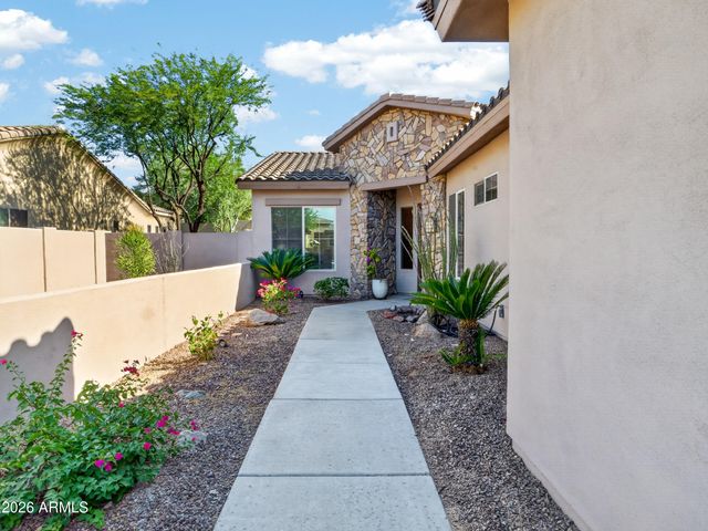 1915 E LATONA Road, Phoenix, AZ 85042