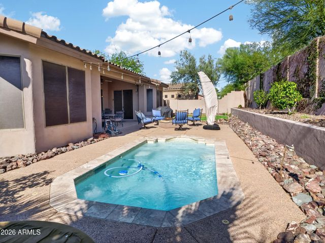 1915 E LATONA Road, Phoenix, AZ 85042