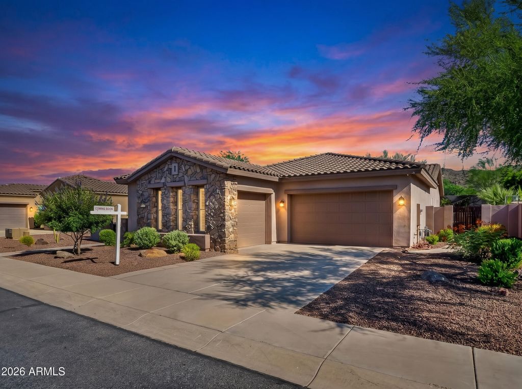 1915 E LATONA Road, Phoenix, AZ 85042