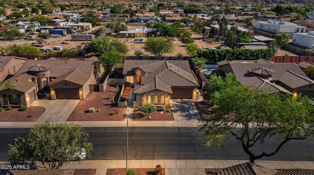 1915 E LATONA Road, Phoenix, AZ 85042 — photo 3