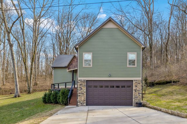 2332 Casey Cove Rd, Smithville, TN 37166