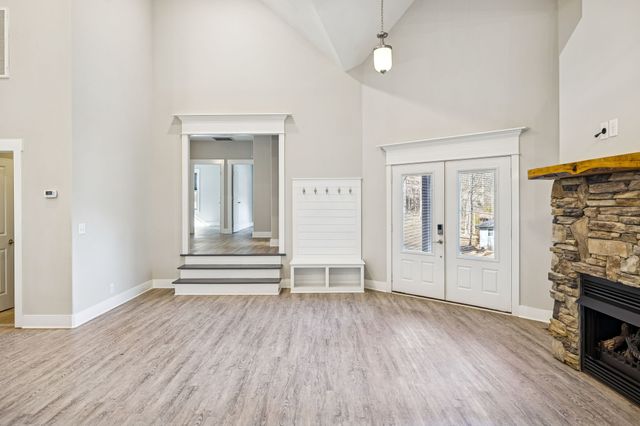 2332 Casey Cove Rd, Smithville, TN 37166