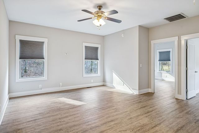 2332 Casey Cove Rd, Smithville, TN 37166