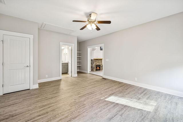 2332 Casey Cove Rd, Smithville, TN 37166