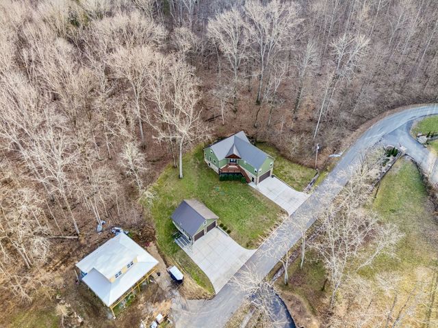 2332 Casey Cove Rd, Smithville, TN 37166