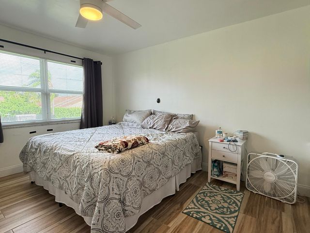 500 Davis Road 26, Palm Springs, FL 33461