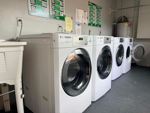 500 Davis Road 26, Palm Springs, FL 33461