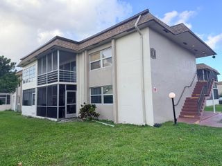 500 Davis Road 26, Palm Springs, FL 33461