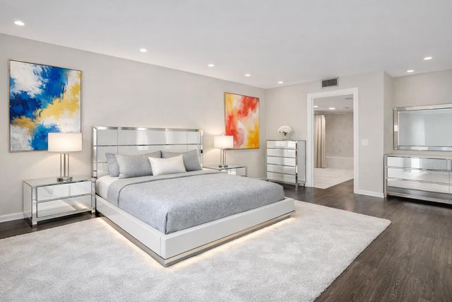 5340 NW 2nd Avenue 220, Boca Raton, FL 33487