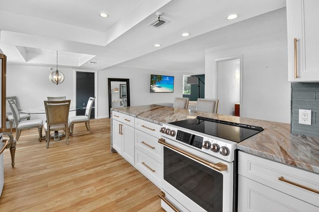 5340 NW 2nd Avenue 220, Boca Raton, FL 33487