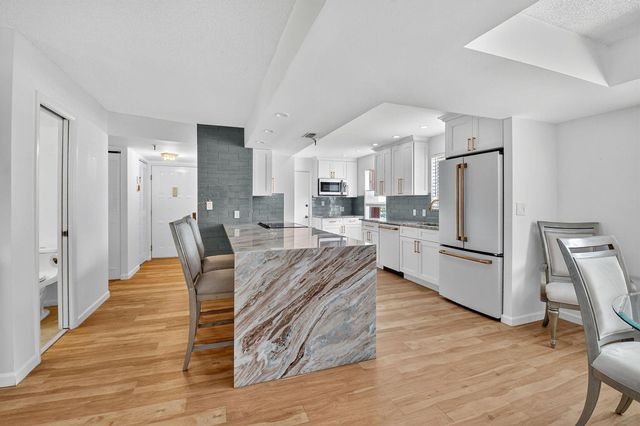 5340 NW 2nd Avenue 220, Boca Raton, FL 33487
