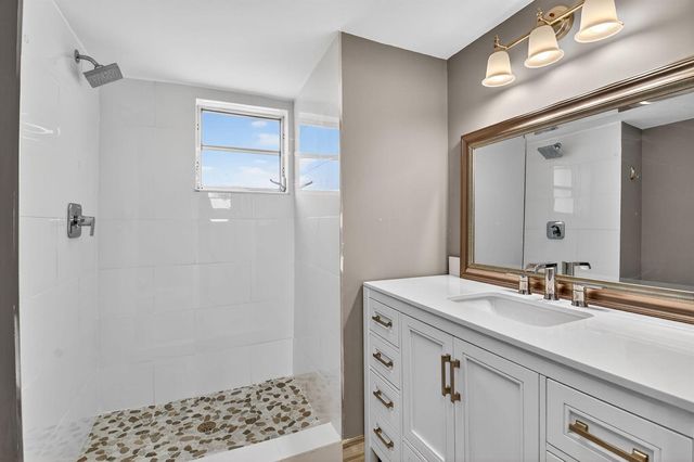 5340 NW 2nd Avenue 220, Boca Raton, FL 33487
