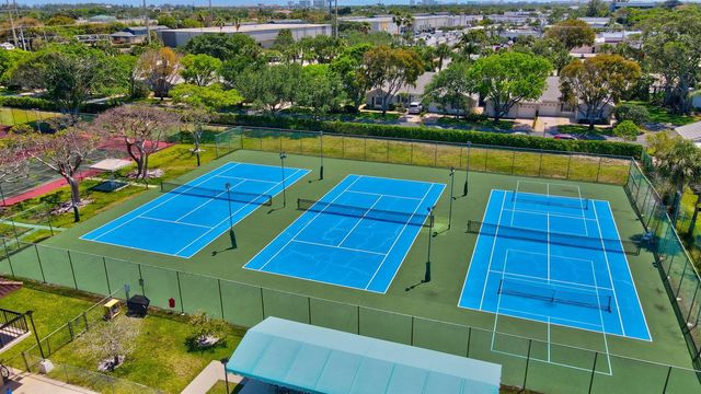 5340 NW 2nd Avenue 220, Boca Raton, FL 33487