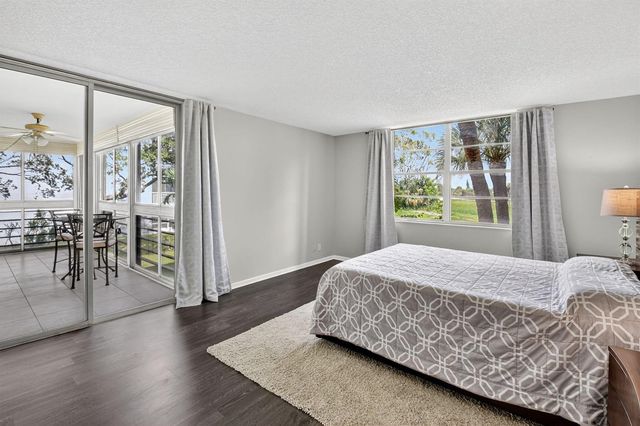 5340 NW 2nd Avenue 220, Boca Raton, FL 33487