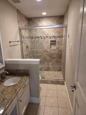 18800 Egret Bay Boulevard 1009, Webster, TX 77058
