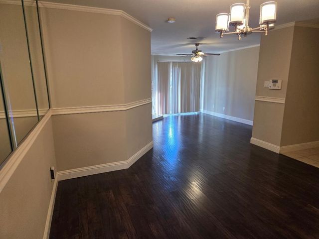 18800 Egret Bay Boulevard 1009, Webster, TX 77058