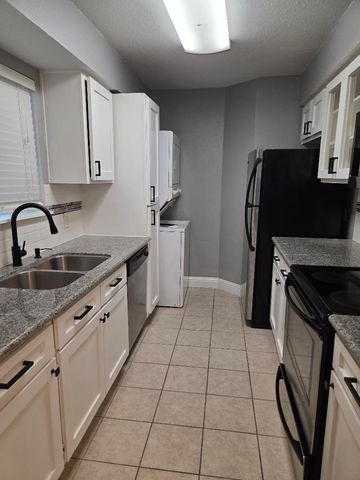 18800 Egret Bay Boulevard 1009, Webster, TX 77058