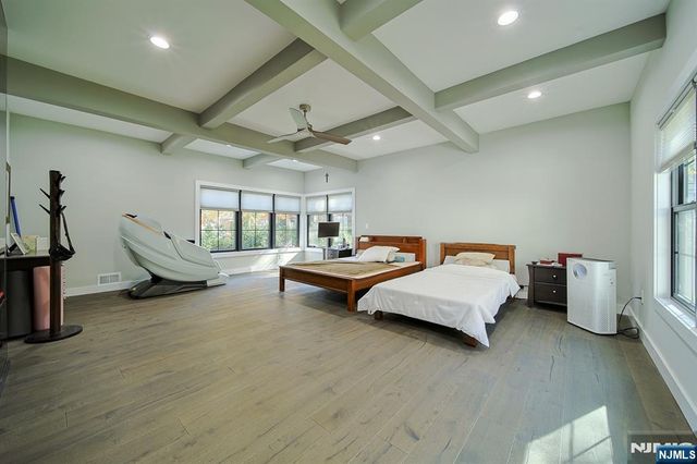 258 County Road, Demarest, NJ 07627