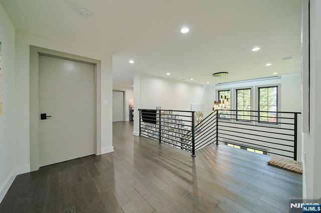 258 County Road, Demarest, NJ 07627