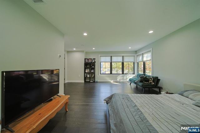 258 County Road, Demarest, NJ 07627