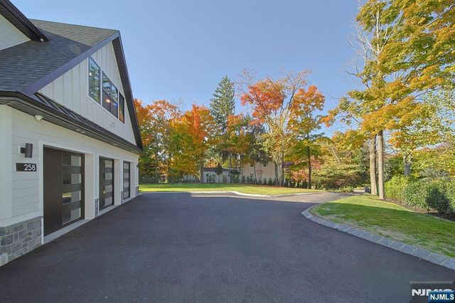 258 County Road, Demarest, NJ 07627