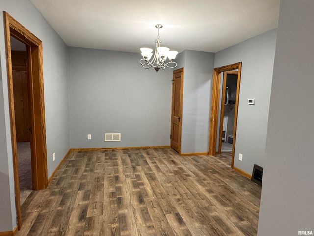 1020 BROWN Street, Bettendorf, IA 52722