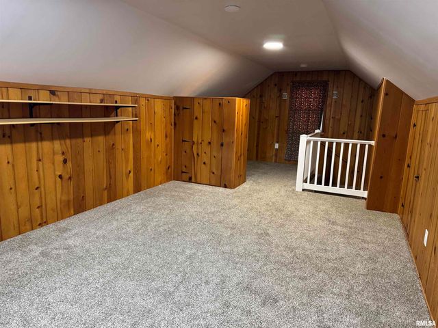 1020 BROWN Street, Bettendorf, IA 52722