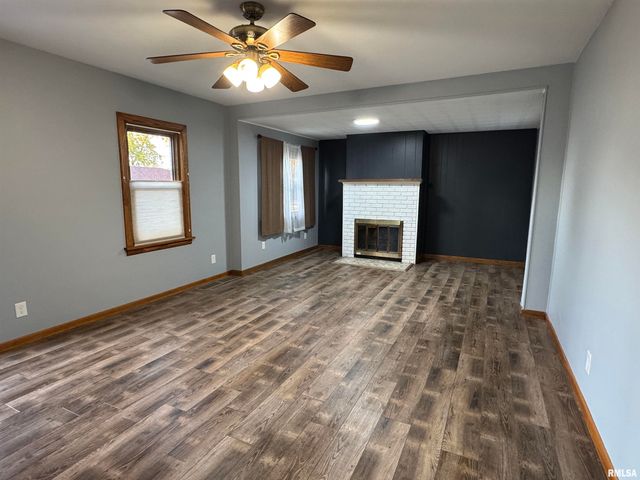 1020 BROWN Street, Bettendorf, IA 52722